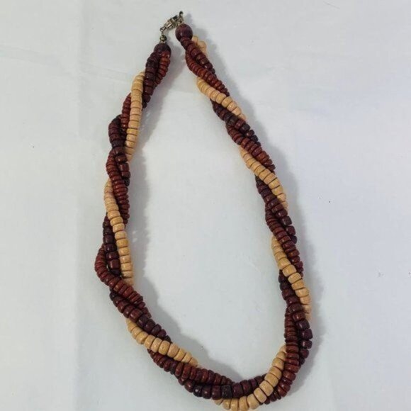 𝅺vintage 70s 3-Strand Twisted Wooden Bead Choker Necklace - Picture 4 of 5